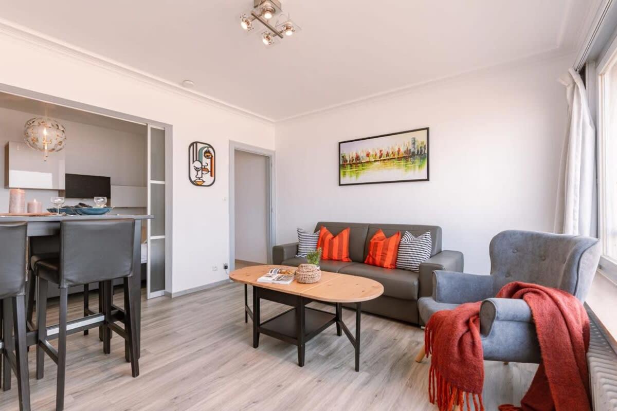 Huswell - Brand New Apartment With A View أوستيند المظهر الخارجي الصورة