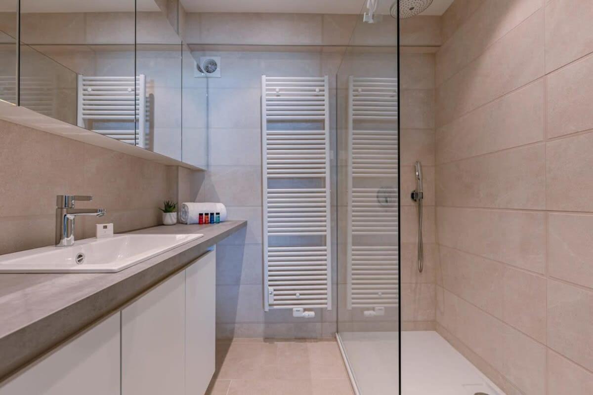 Huswell - Brand New Apartment With A View أوستيند المظهر الخارجي الصورة