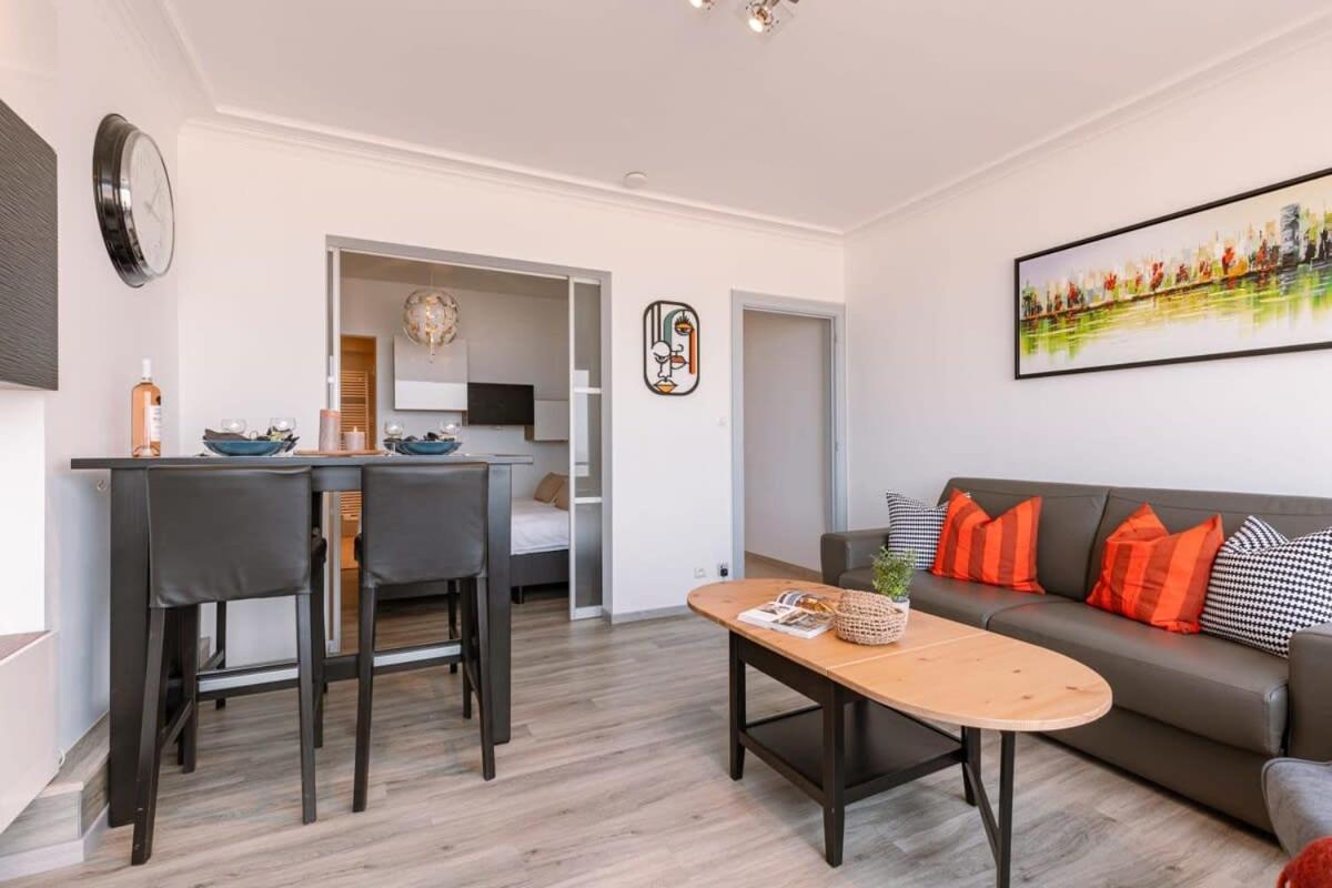 Huswell - Brand New Apartment With A View أوستيند المظهر الخارجي الصورة