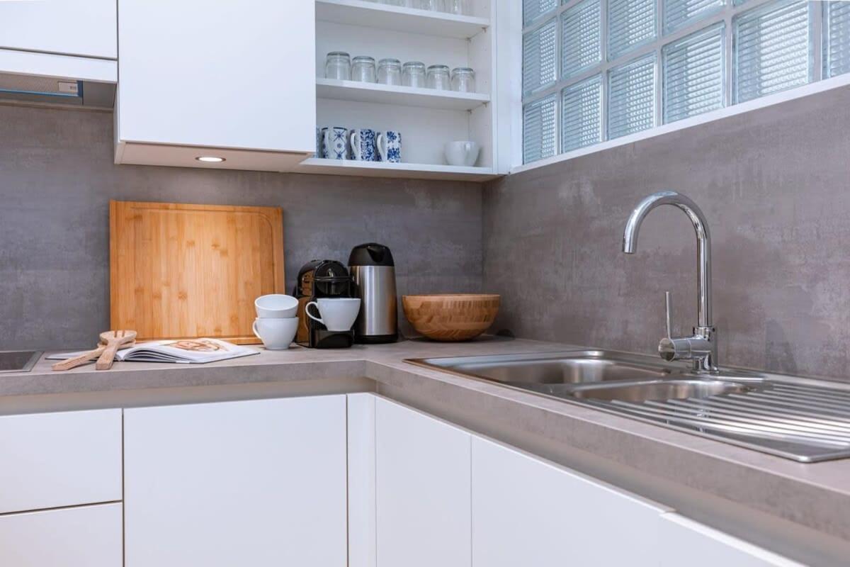 Huswell - Brand New Apartment With A View أوستيند المظهر الخارجي الصورة